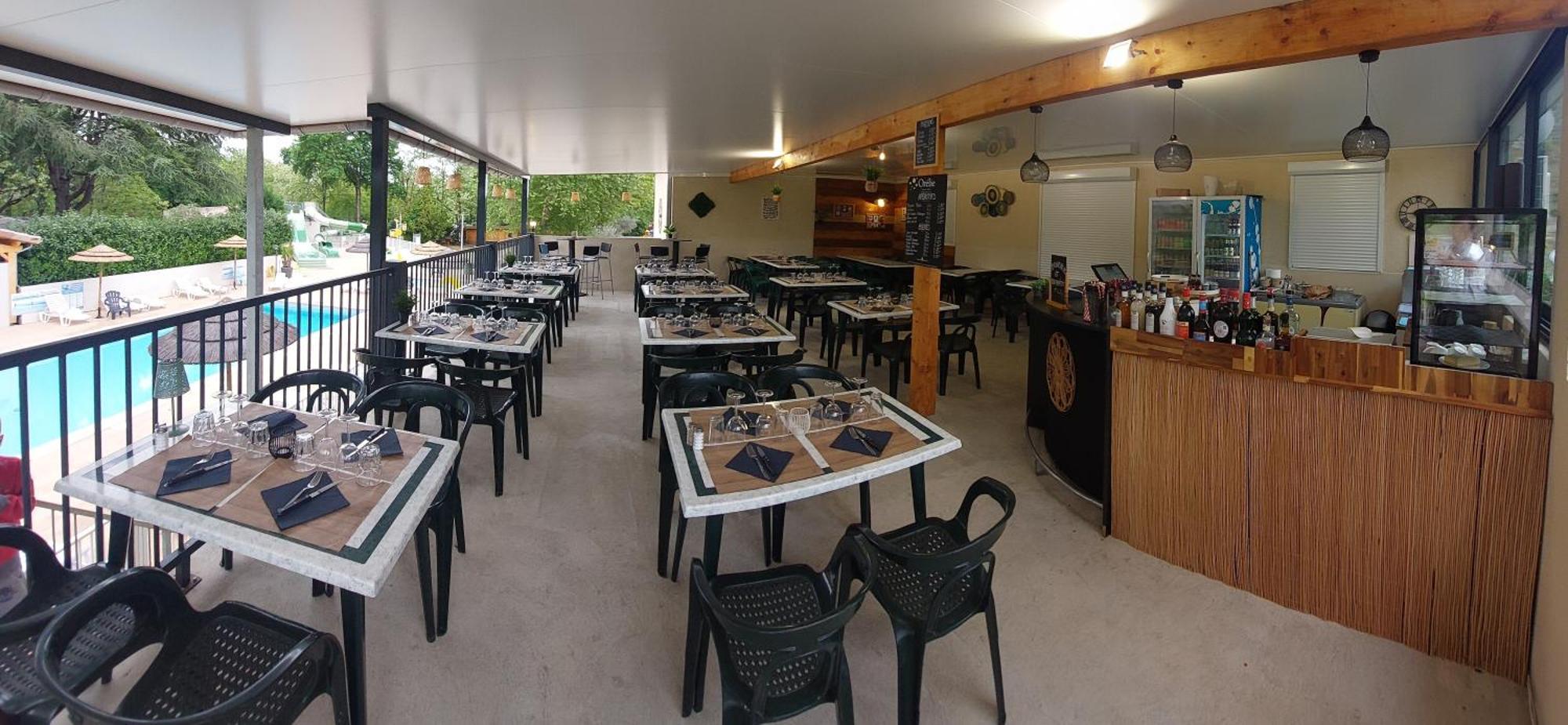 Camping Le Chassezac Sampzon Zewnętrze zdjęcie