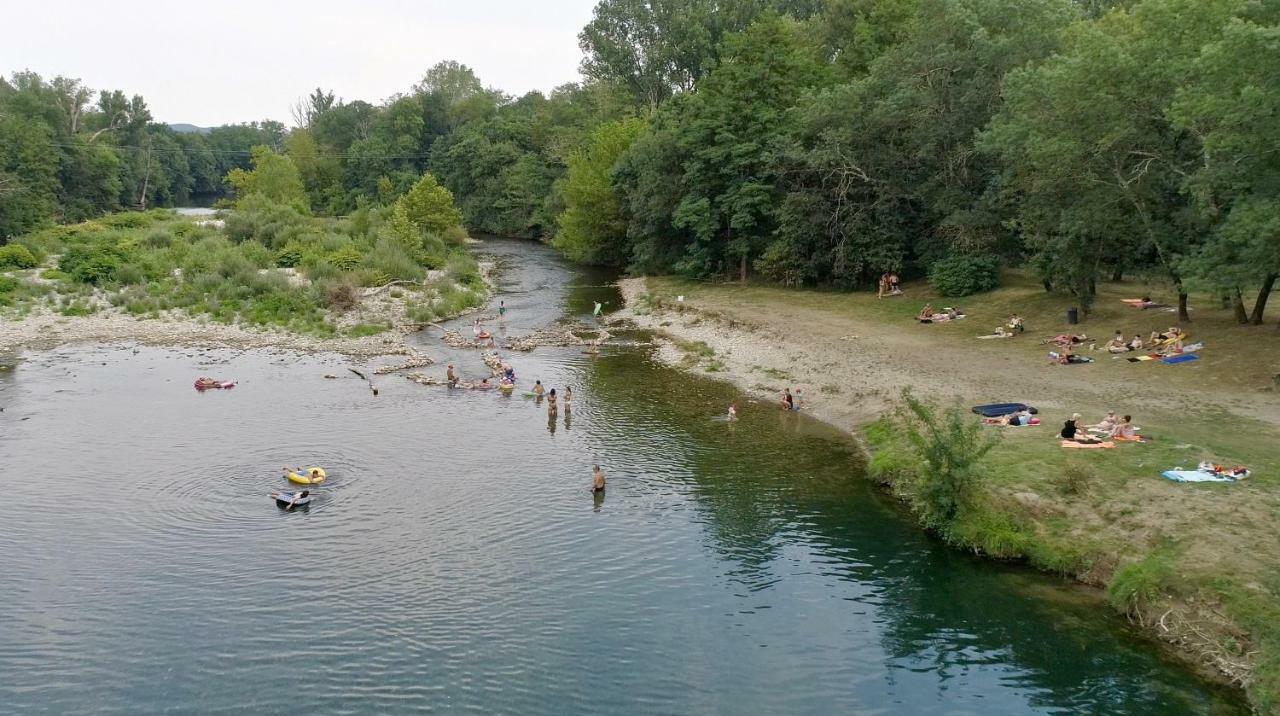 Camping Le Chassezac Sampzon Zewnętrze zdjęcie